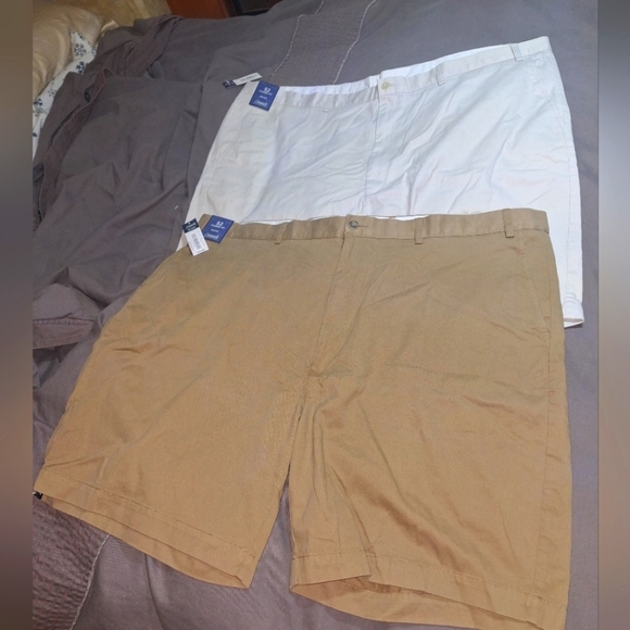Roundtree and Yorke BigMan Classic Fit Casuals Men's White and Tan Shorts. NWT - Picture 1 of 16